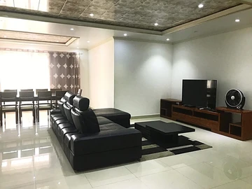 Appartement de 4 Chambres