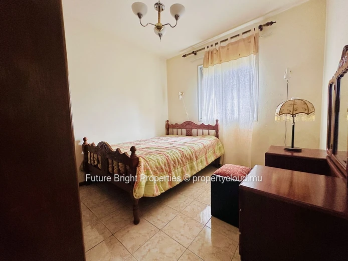 Appartement traditionnel idéalement situé à proximité de Trianon et de l’accès autoroutier