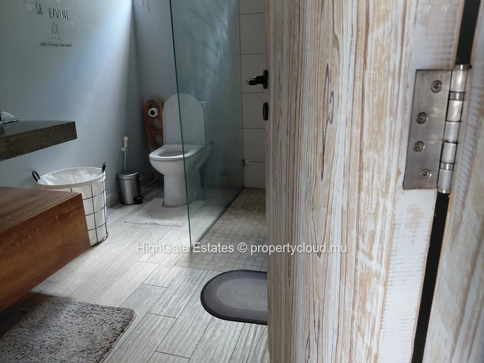 3 Bedrooms Villa For Rent In Private Compound