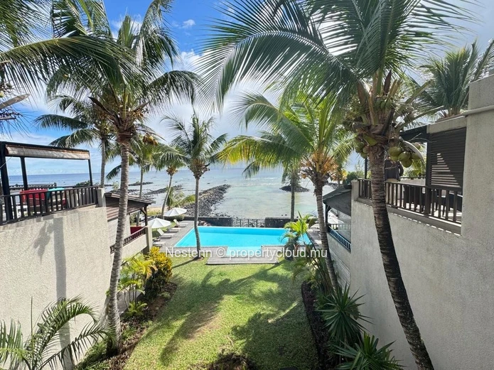 Penthouse Pied dans l'Eau à Louer – Pointe aux Biches