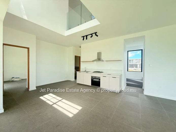 Villa neuve à vendre à  3 chambres,piscine privée