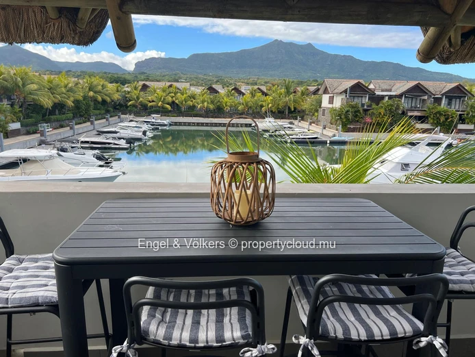 FOR RENT - Elegant Marina Apartment in Black River