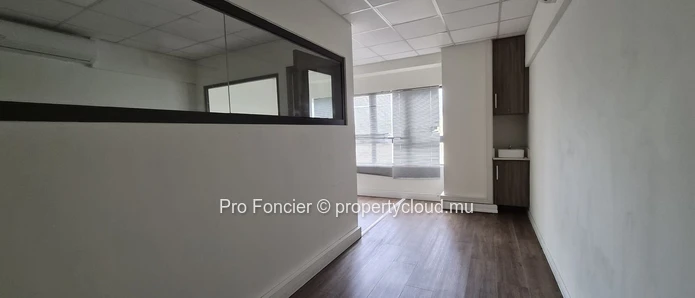 Commercial Space for rent in Quatre Bornes – Prime Location