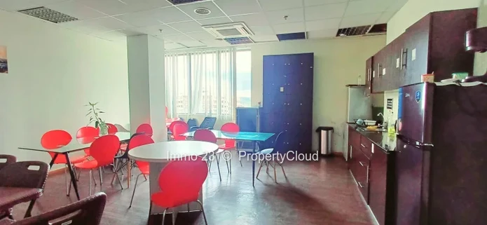 Office - 85m2 - Eb00e8ne - Ref. BU69929LO