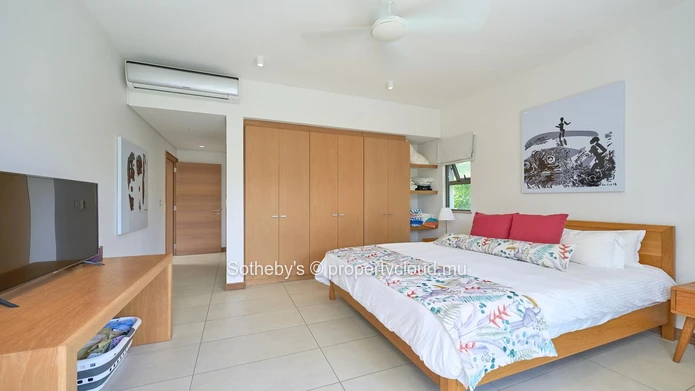 Villa Bluewave