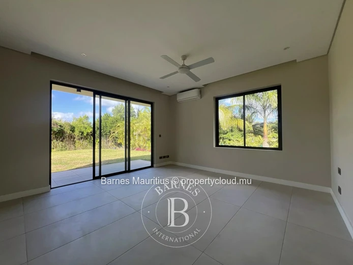 ANAHITA GOLF RESORT – Villa contemporaine neuve - 4 chambres