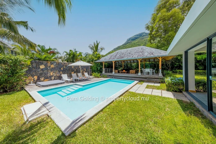 4-Bedroom Tropical Villa in Tamarin, Mauritius - Private Pool & Resort Amenities (Sole Mandate)