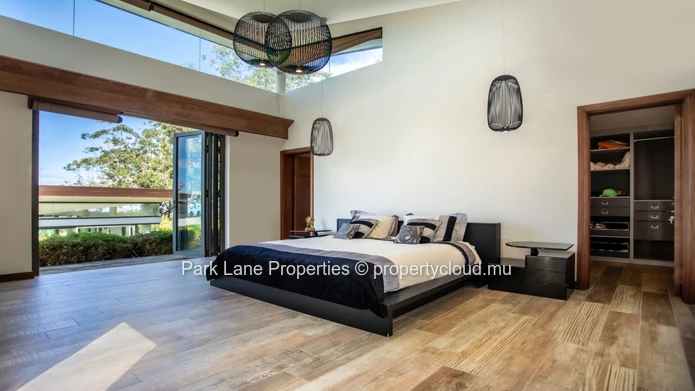 Exceptional Villa with Golf and Sea Views – Avalon Golf Estate