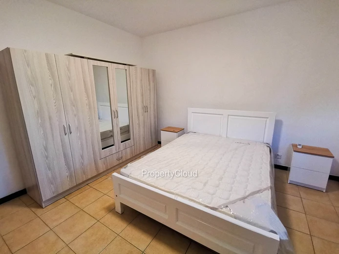 For Rent - A Furnished Villa With A Private Pool, Ready To Move Into – Roches Noires, North East