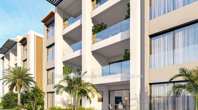 Appartement R+2 à vendre à Petit Raffray, Grand Baie. Surface habitable de 130m², 3 chambres, parking, piscine commune.