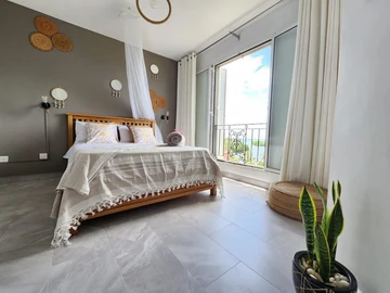 2 Bedroom Townhouse, Duplex