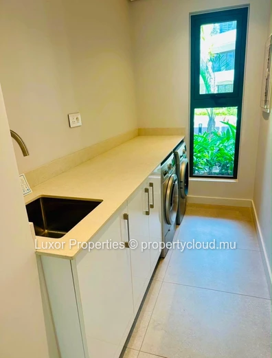 Appartement De Luxe Neuf À Louer