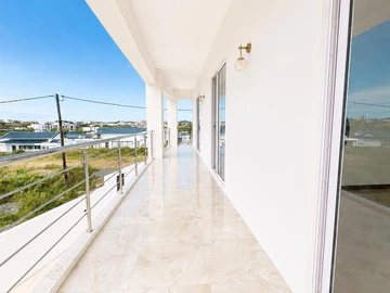 5 Bedroom Villa