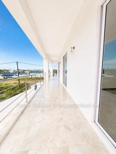 Villa À Vendre – Grand Baie, Chemin Vingt Pieds