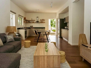 3 Bedroom Townhouse, Duplex