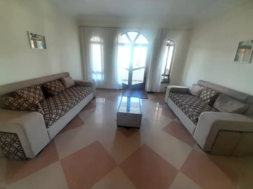 Appartement de 17 Chambres