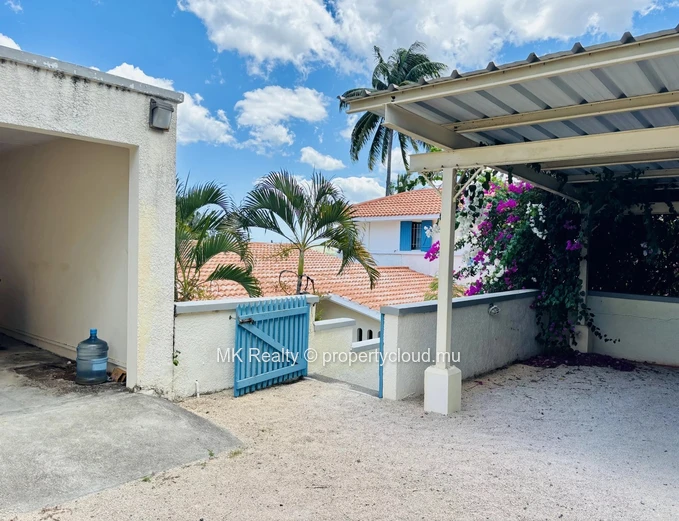House For Sale In Tamarin