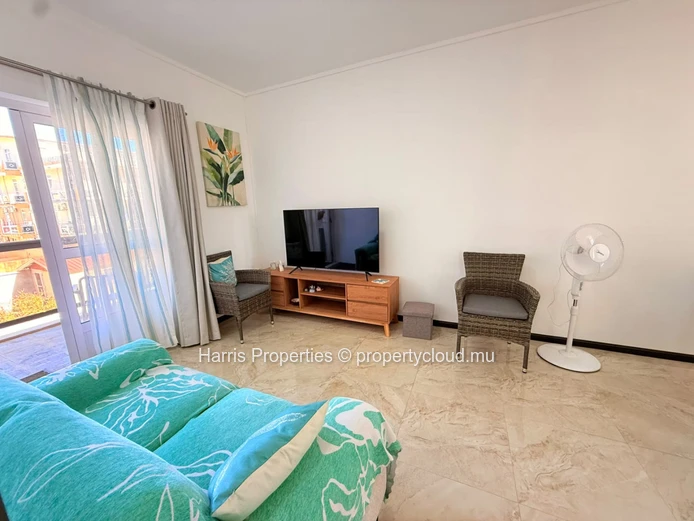Charming First-Floor Apartment for Rent in Pereybere 