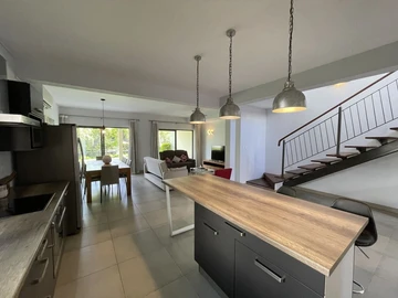 3 Bedroom Townhouse, Duplex
