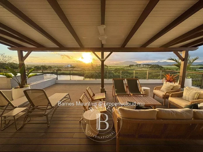 POINTE D'ESNY – Luxury Penthouse Overlooking Nature with Jacuzzi – 3 Bedrooms