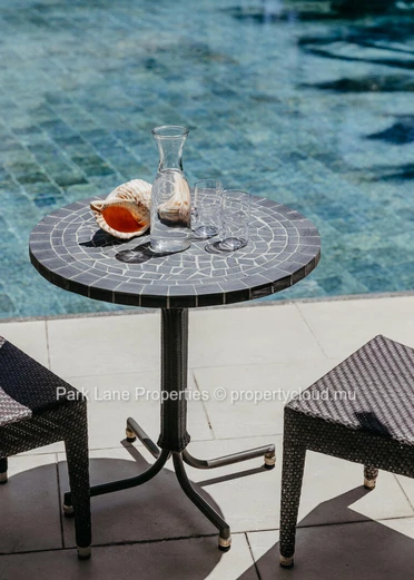Villa de prestige avec pavillon et accès golf à Anahita – Quartier Lunea