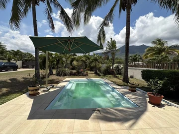 5 Bedroom Villa