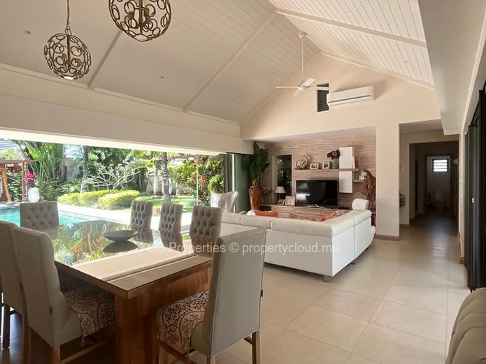 Superbe propriété luxueuse de 4 chambres