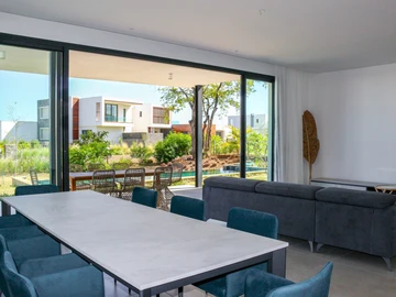 4 Bedroom Villa