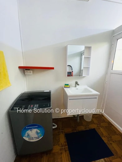  Charming 3-bedroom apartment