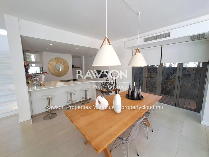 Villa 4 Chambres | Piscine | Golf Estate | Scs | Accessible Aux Étrangers | €