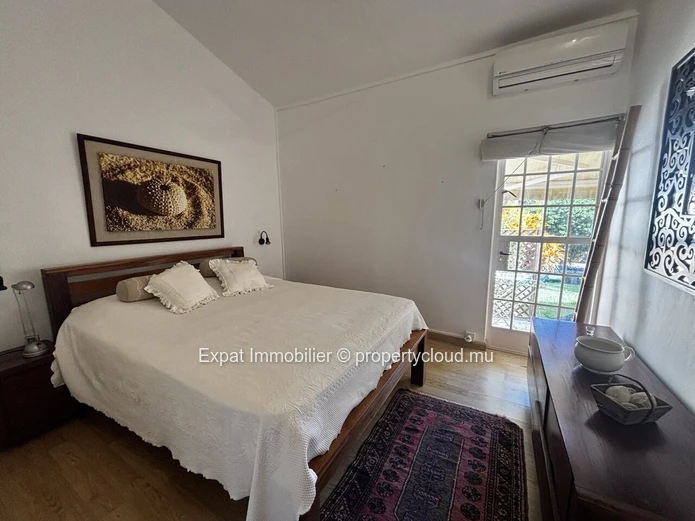 Villa En Front De Mer Avec Accès Direct À La Plage – Péreybère