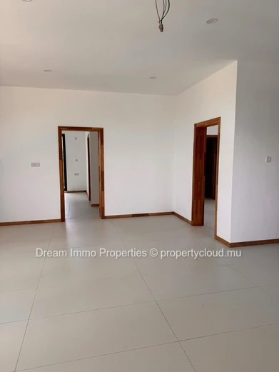 Penthouse neuf avec grande terrasse à deux minutes du centre de Grand Baie - Ile Maurice