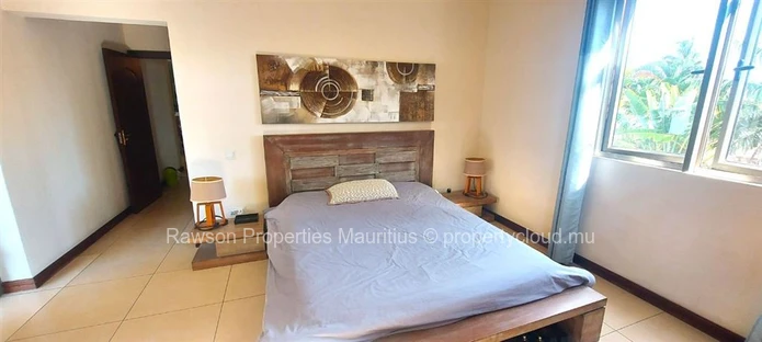 Appartement Spacieux A Vendre Proche Plage A Riviere Noire