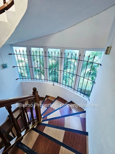 Duplex 3 bedroom + 1 ensuite in Calodyne