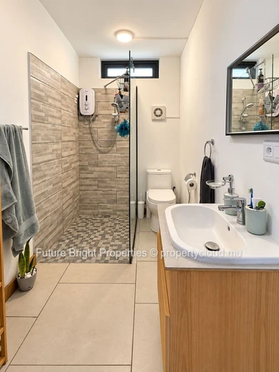 Modern 2-Bedroom Apartment for Rent in Cascavelle