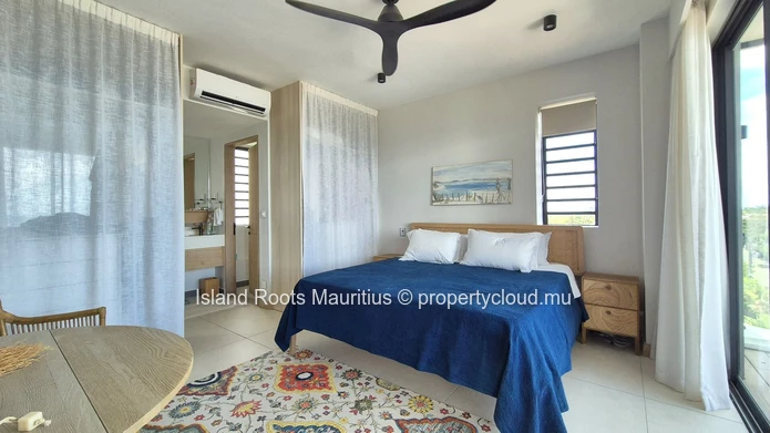 Penthouse d’Exception avec Piscine Privée et Vue Panoramique sur l’Océan à Pointe aux Canonniers