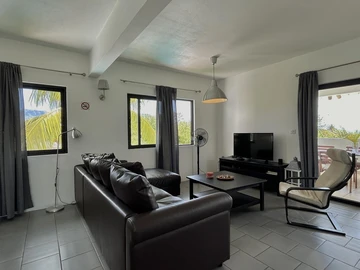 6 Bedroom House