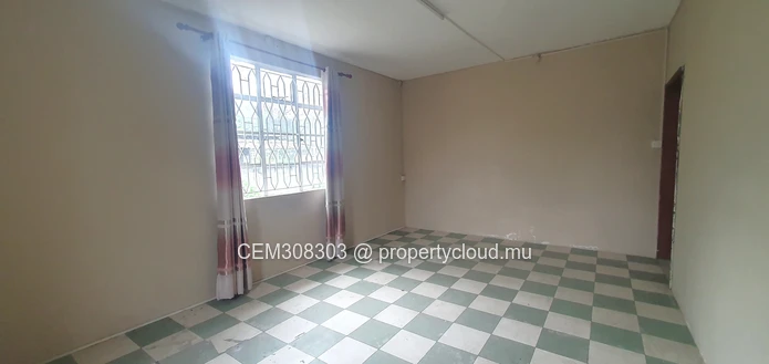 Maison à Vendre – Rose Hill | 8 Chambres 
