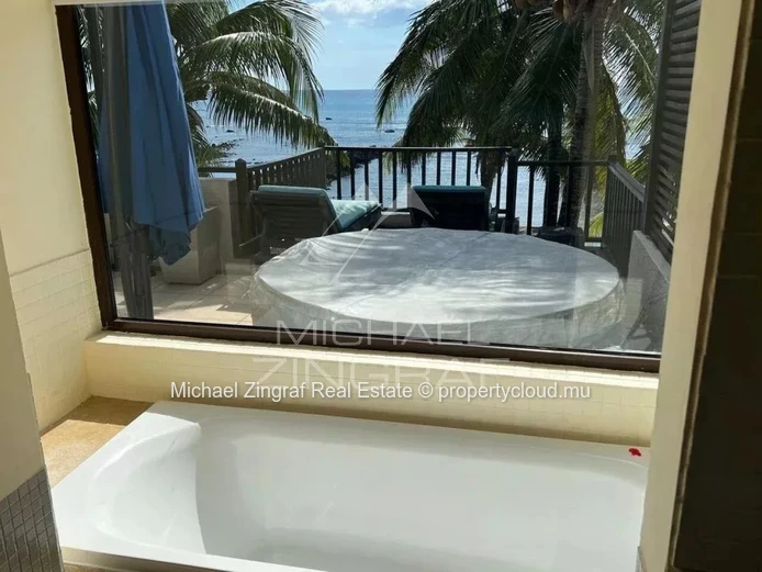 Penthouse en Bord de Mer à Pointe aux Biches