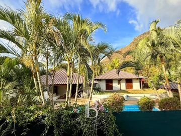 4 Bedroom Villa