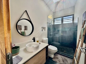 4 Bedroom Villa