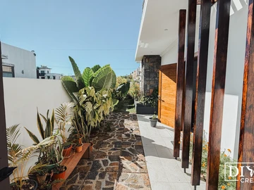 4 Bedroom Villa