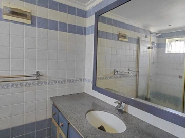 Maison de 5 Chambres