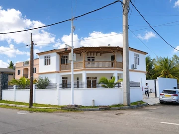 4 Bedroom Villa