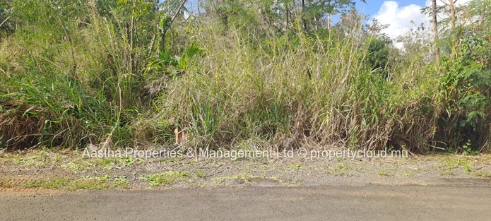 791 m² Vacant Roadside Plot in Balaclava — Ideal for Residential Complex