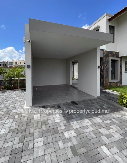 Luxurious Villa for Sale in Jardin d’Anna – Premium Living in Flic en Flac 