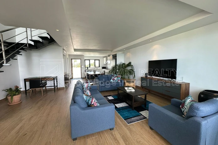 Luxury 3-Bedroom Apartment for Rent in Pereybère | Sea View | Private Plunge Pool