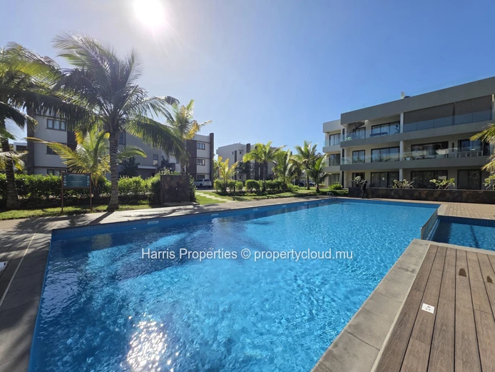High standard G+2 apartment project with sea view located in Pointe aux Canonniers