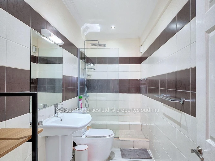 Apartment | 3 bedrooms | Sea and mountain view