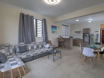 2 Bedroom Apartment
